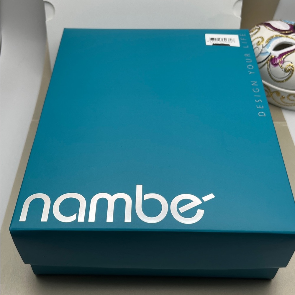 Nambe Bella Frame - 4x6 Silver Frame, Designed by Steve Cozzolino, Chrome Plate - Picture 6 of 15